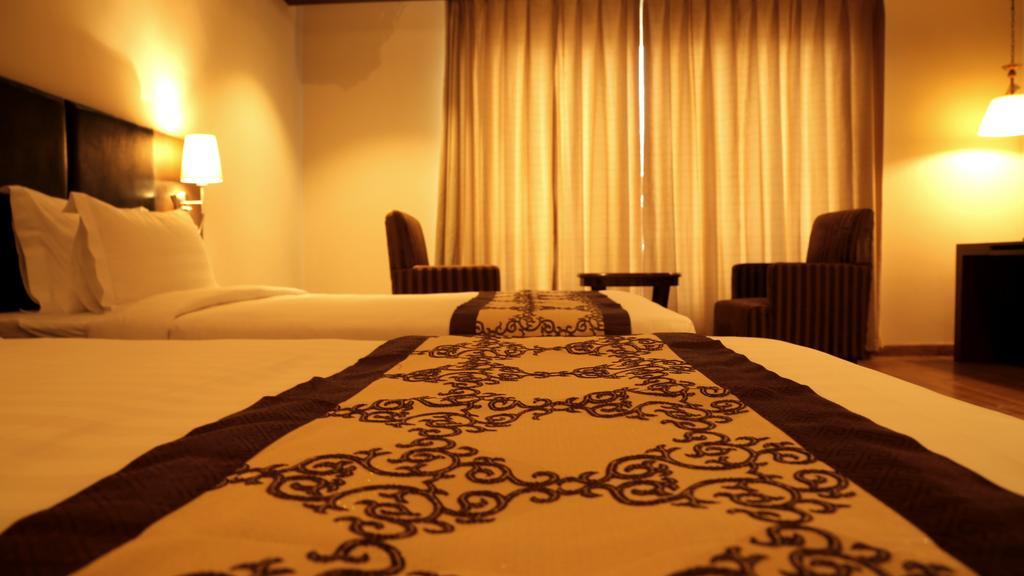 Ariya Hotel Thimphu Exterior photo